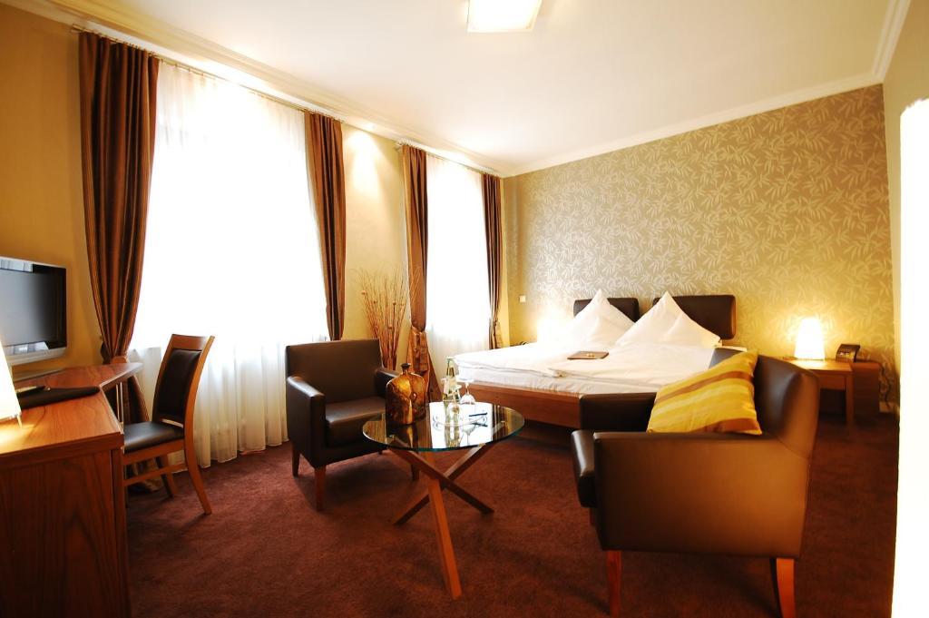 Hotel Binz Bernkastel-Kues Phòng bức ảnh