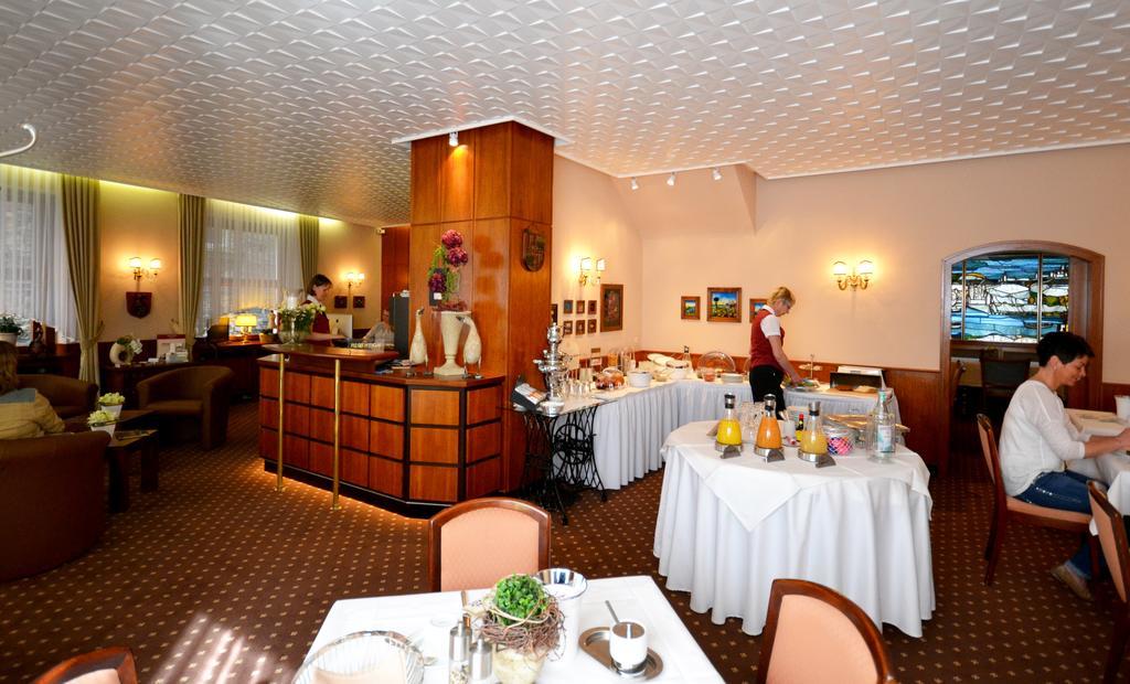 Hotel Binz Bernkastel-Kues Ngoại thất bức ảnh